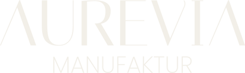 Aurevia Manufaktur Logo weiß – Handgefertigter Schmuck aus Deutschland