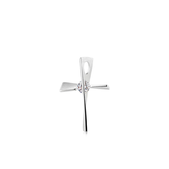 Silberner Kreuzanhänger mit gedrehtem Design und zentral gefasstem Zirkonia, moderne Interpretation mit elegantem Twist-Effek