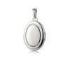 Ovales Silber-Medaillon mit polierter Oberfläche und aufklappbarem Deckel, elegant gefasster Anhänger mit Öse